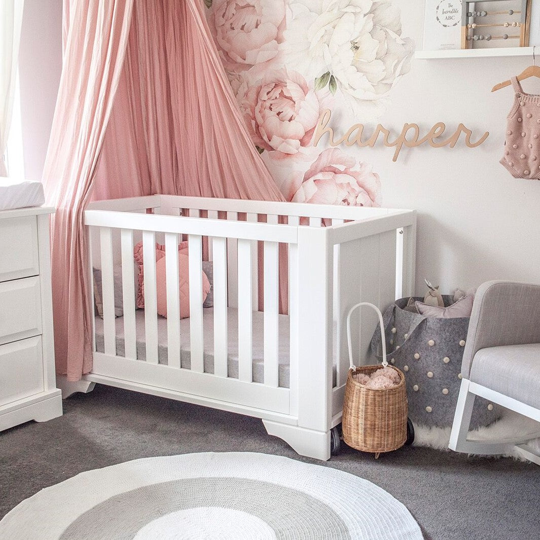 Nursery Round Crochet Rug - Grey + White